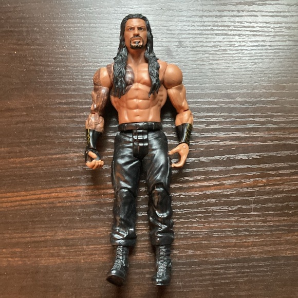 WWE The Shield Roman Reigns, Seth Rollins Dean Ambrose Lot - Picture 4 of 8